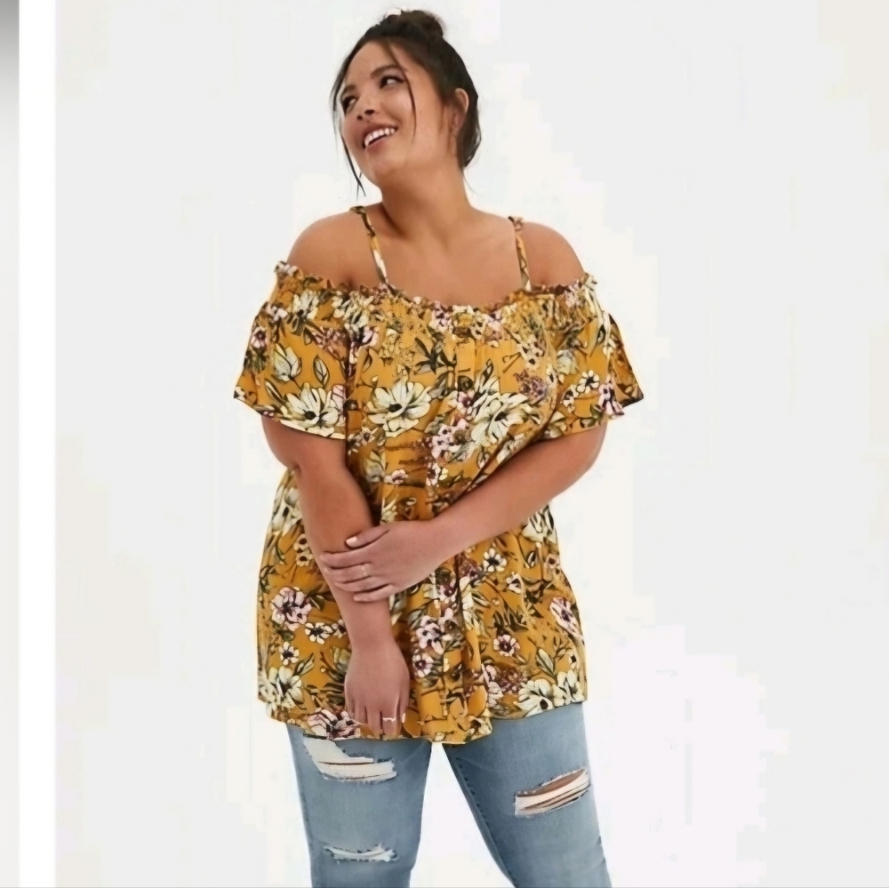 Women’s Plus Size Torrid Yellow Floral Gauze Smocked Cold Shoulder Blouse 00